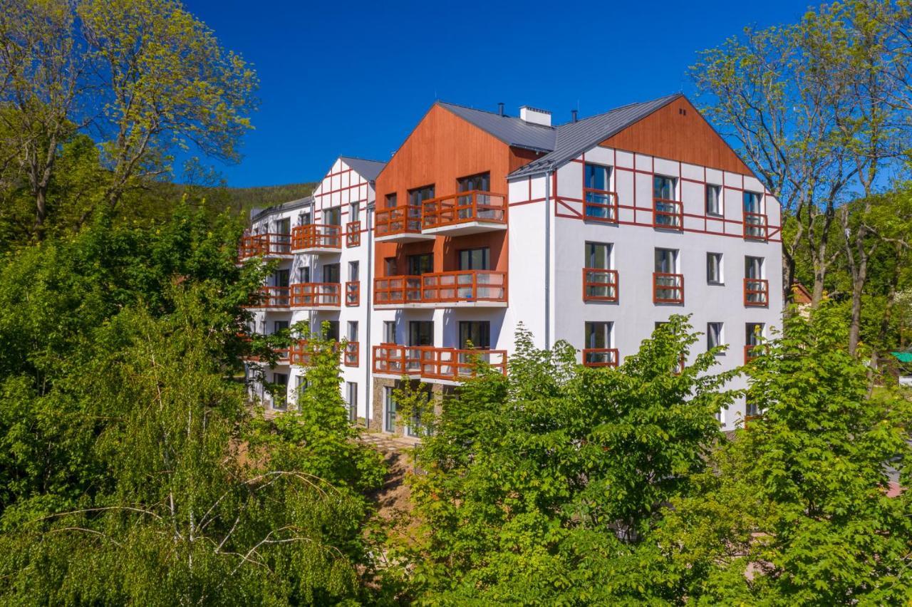 Apartamenty Holiday Mountain Residence By Royal Aparts Świeradów-Zdrój Kültér fotó