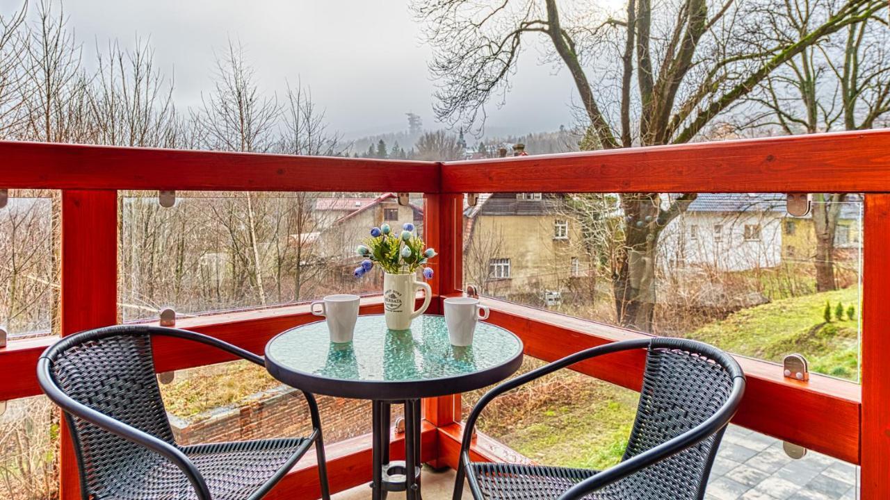 Apartamenty Holiday Mountain Residence By Royal Aparts Świeradów-Zdrój Kültér fotó